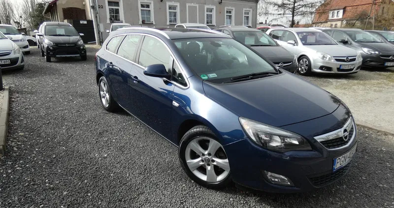 kujawsko-pomorskie Opel Astra cena 24700 przebieg: 178000, rok produkcji 2011 z Wojcieszów